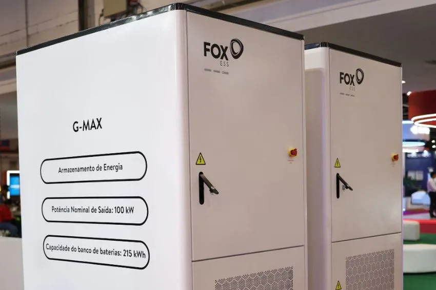 HỆ LƯU TRỮ NĂNG LƯỢNG FOXESS G-MAX 100kW/215kWh AC COUPLING - Ảnh 2